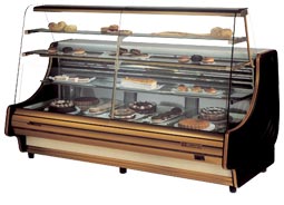 JUNO Serve-over counter for Patisserie